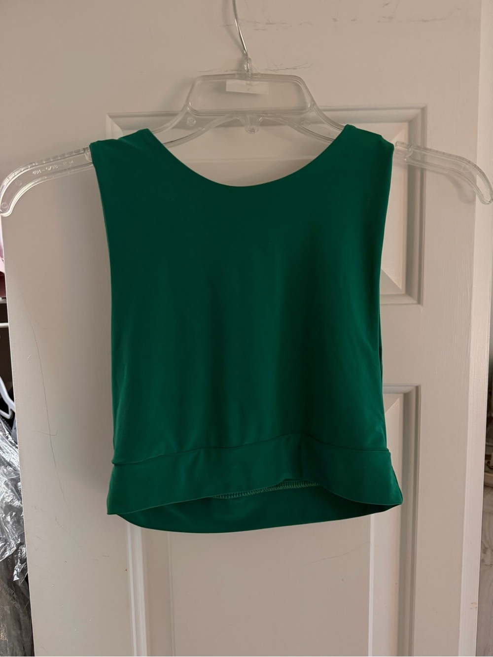 Women's Green Sleeveless Cropped Tank Top